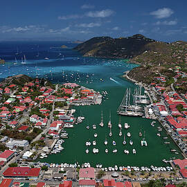 Aerial View Of Houses On An Island by Panoramic Images