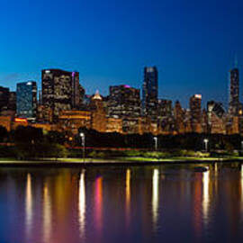 Chicago Skyline Panorama by Steve Gadomski