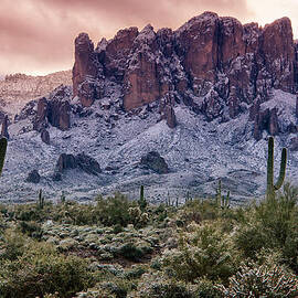Snow Day at the Superstitions  by Saija  Lehtonen