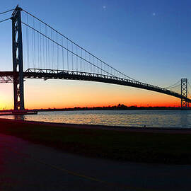 Ambassador Bridge