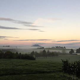 New Zealand by Les Cunliffe