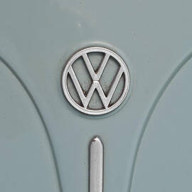 1965 Volkswagen Beetle Hood Emblem