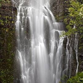 Wailua Falls II by Jenna Szerlag