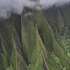 Na Pali Coast  by Steven Lapkin