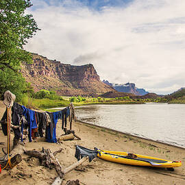 Rafting In Desolation And Gray Canyons by Taylor Reilly