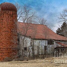 Barn and Silo by Liane Wright