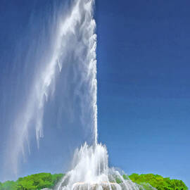 Buckingham Fountain Spray by Christopher Arndt