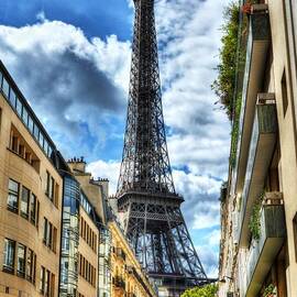 Eiffel Tower In Paris 2