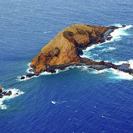 Elephant Rock Off Molokai by Allan Baxter