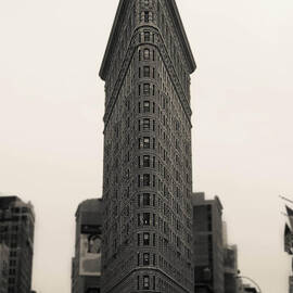 Flatiron Building - NYC by Nicklas Gustafsson