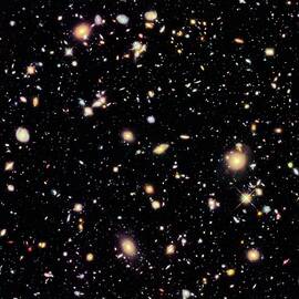 Hubble Ultra Deep Field 2012 by Science Photo Library
