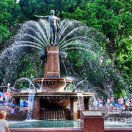 Hyde Park Fountain