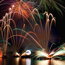 IllumiNations-2 by Tom Weisbrook