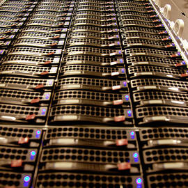 Installing Data Server Farm by Kim Steele