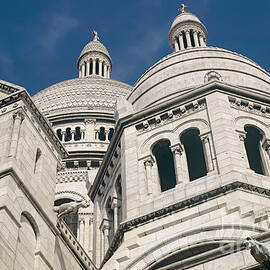 La Basilique du Sacre-Coeur I by Clarence Holmes