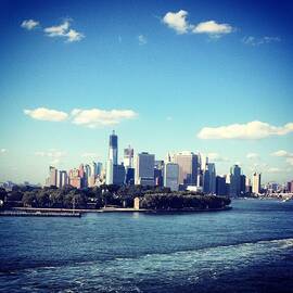 Manhattan Skyline by Lloyd Morgan Photography