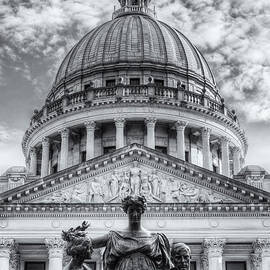 Mississippi State Capitol II by Clarence Holmes