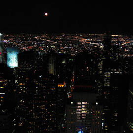 Moon over New York City by RicardMN Photography