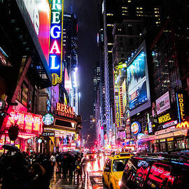 New York City Night by Nicklas Gustafsson