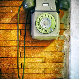 Old dial phone by Fabrizio Troiani