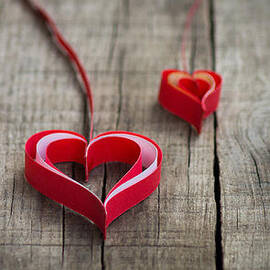 Paper hearts by Aged Pixel