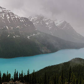 Peyto Lake by Wr Mekwi