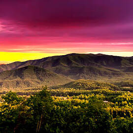 Purple Skys Smoky Mountains