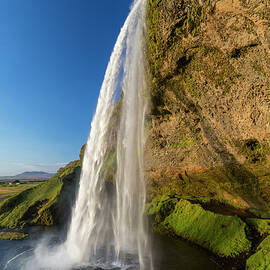 Seljalandsfoss Waterfall, Suourland by Peter Adams