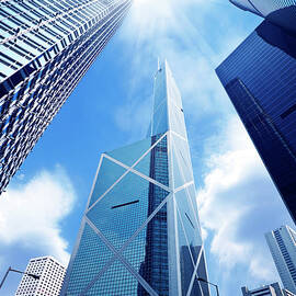 Skyscraper In Hong Kong by Ithinksky