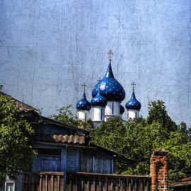 Suzdal Kremlin by Elena Nosyreva