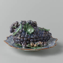 Terrine, In The Form Of A Bunch Of Grapes by Quint Lox