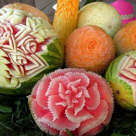 Thai Fruit Carving