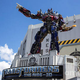 Transformers The Ride 3D Universal Studios by Edward Fielding