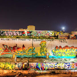 Welcome to Austin....Don't forget to leave by Andrew Nourse