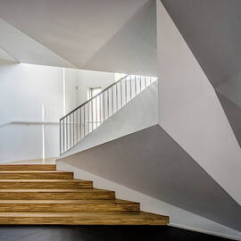 Welcome To The Academy by Luc Vangindertael (lagrange)