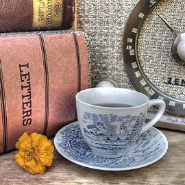 Tea Time by Jane Linders