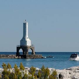 Port Washington pier light