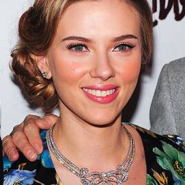 Scarlett Johansson Wearing Van Cleef & by Everett