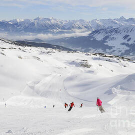 Ski piste in the mountains by Matthias Hauser
