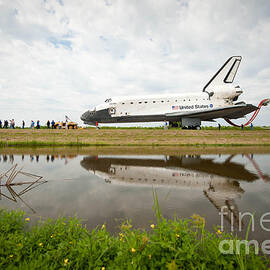 Space Shuttle Atlantis by NASA/Science Source