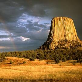 View Of Devil's Tower, A Basalt Outcrop by Science Photo Library