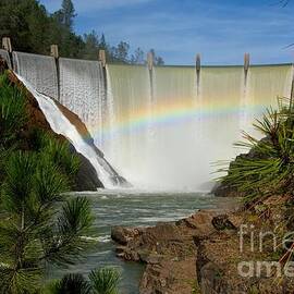 Dam Rainbow by Patrick Witz