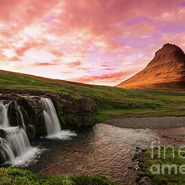 Sunset at Kirkjufellsfoss by Ming Gullo