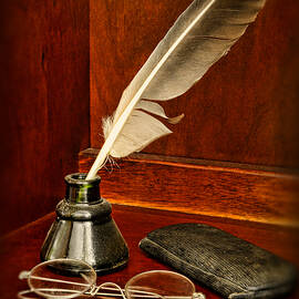 LAWYER - The brief starts here. by Paul Ward