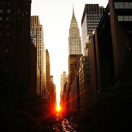 Manhattanhenge Sunset Over the Heart of New York City