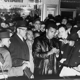 Muhammad Ali Cassius Clay Defeated by Everett