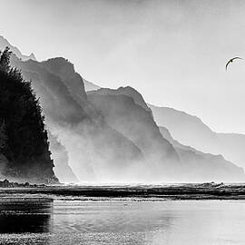 Sunset over Ke'e Beach by Steven Heap