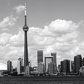 Toronto Skyline 11 by Andrew Fare