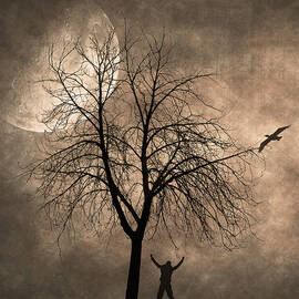 Yelling at the Moon by Bill and Linda Tiepelman