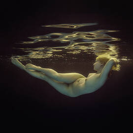 Light Water by Dmitry Laudin